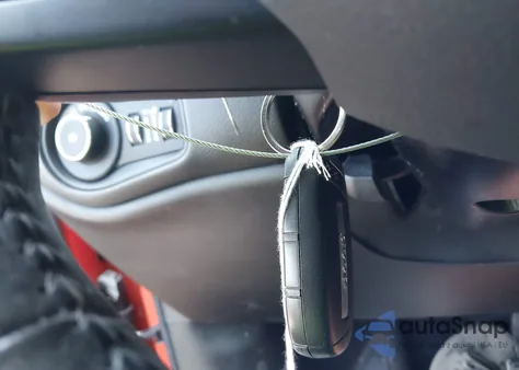 2020 Jeep Renegade Altitude Fwd z USA, uszkodzony, nr VIN ZACNJABB3LPL92152